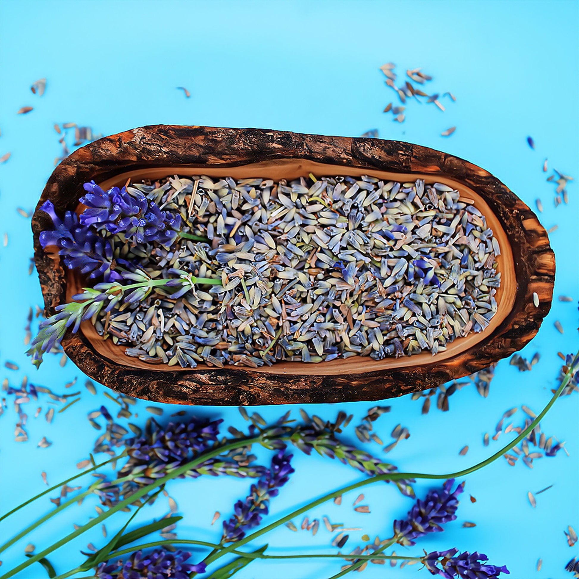 Rustikale Lavendelblüten-Olivenholzschale – handgefertigt aus natürlich gewachsenem Holz